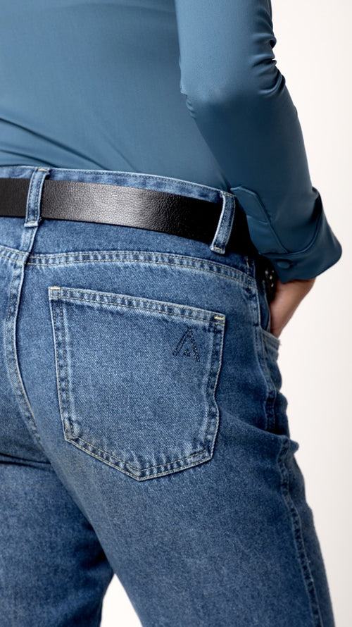 Calça Jeans Reta Escura