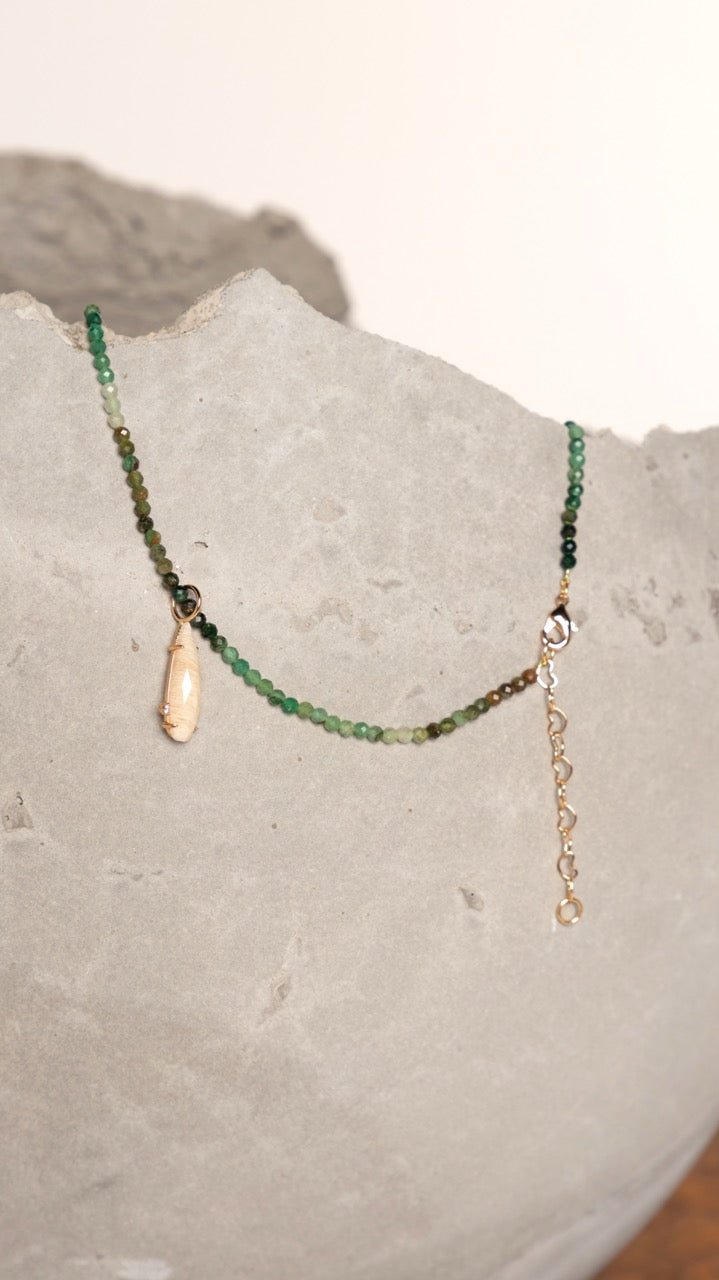 Colar Solitude Verde